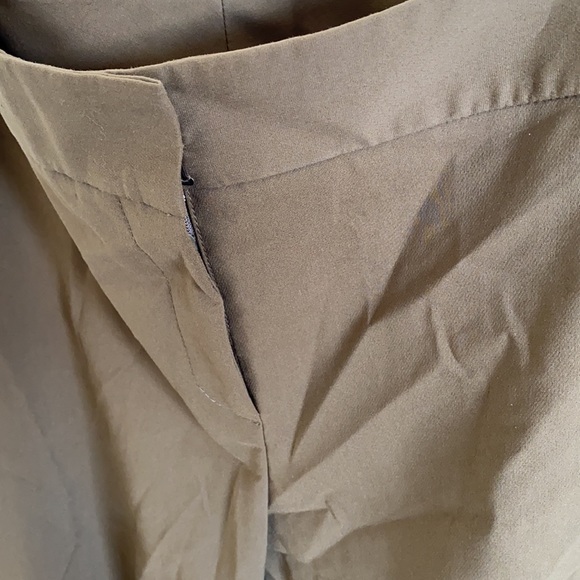 Wide legged dark green trousers! - Picture 3 of 4